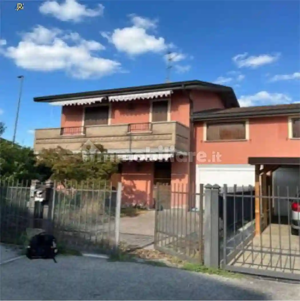 Villetta a schiera - foto 2