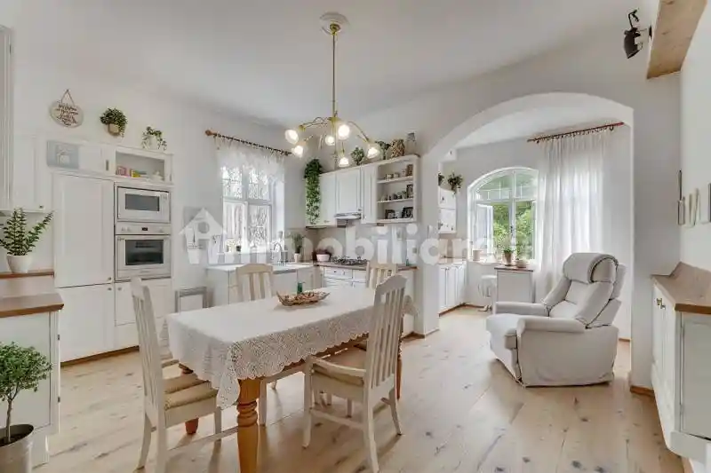 Villa in vendita a Limbiate