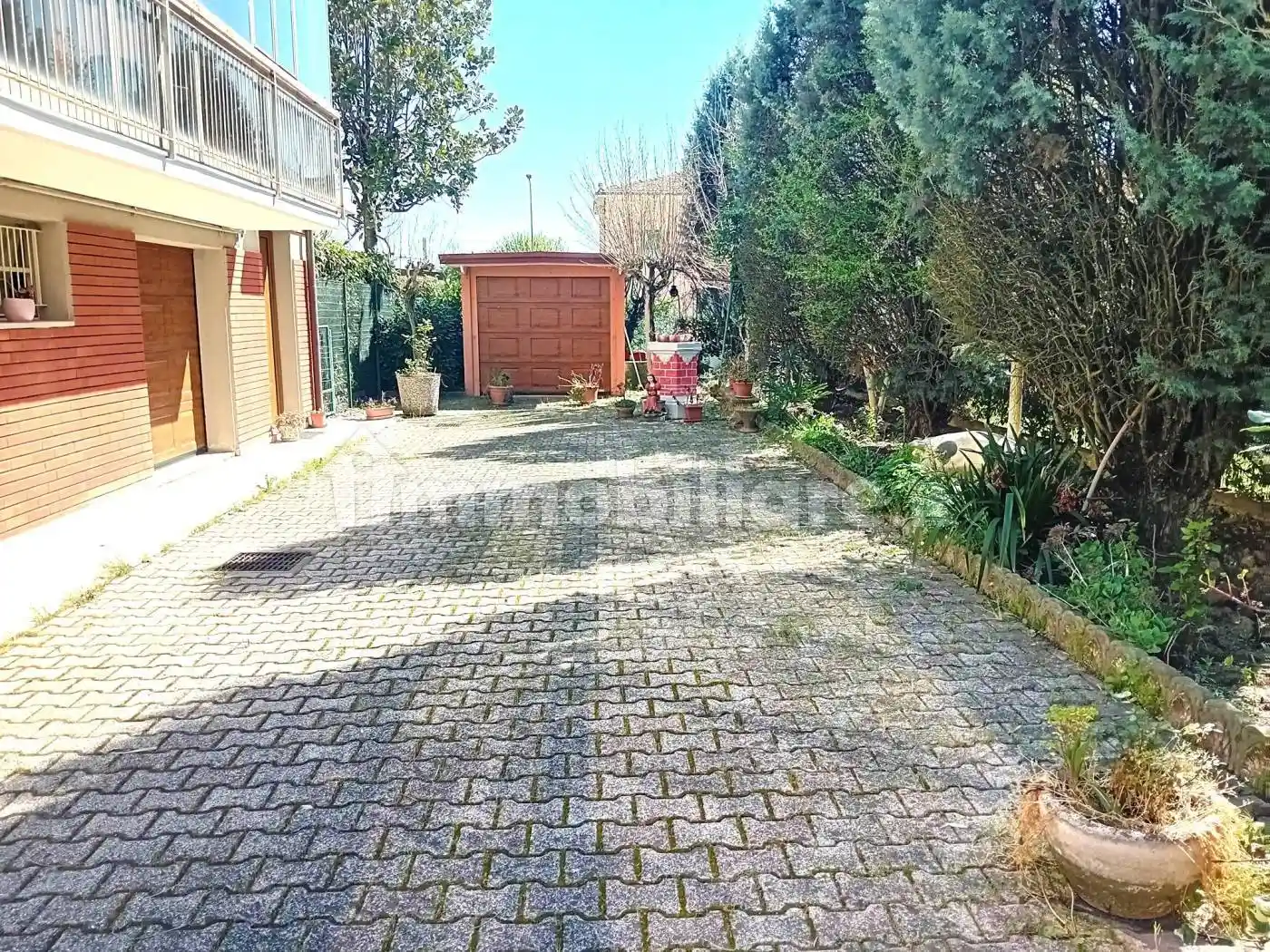 Appartamento in vendita a Modena