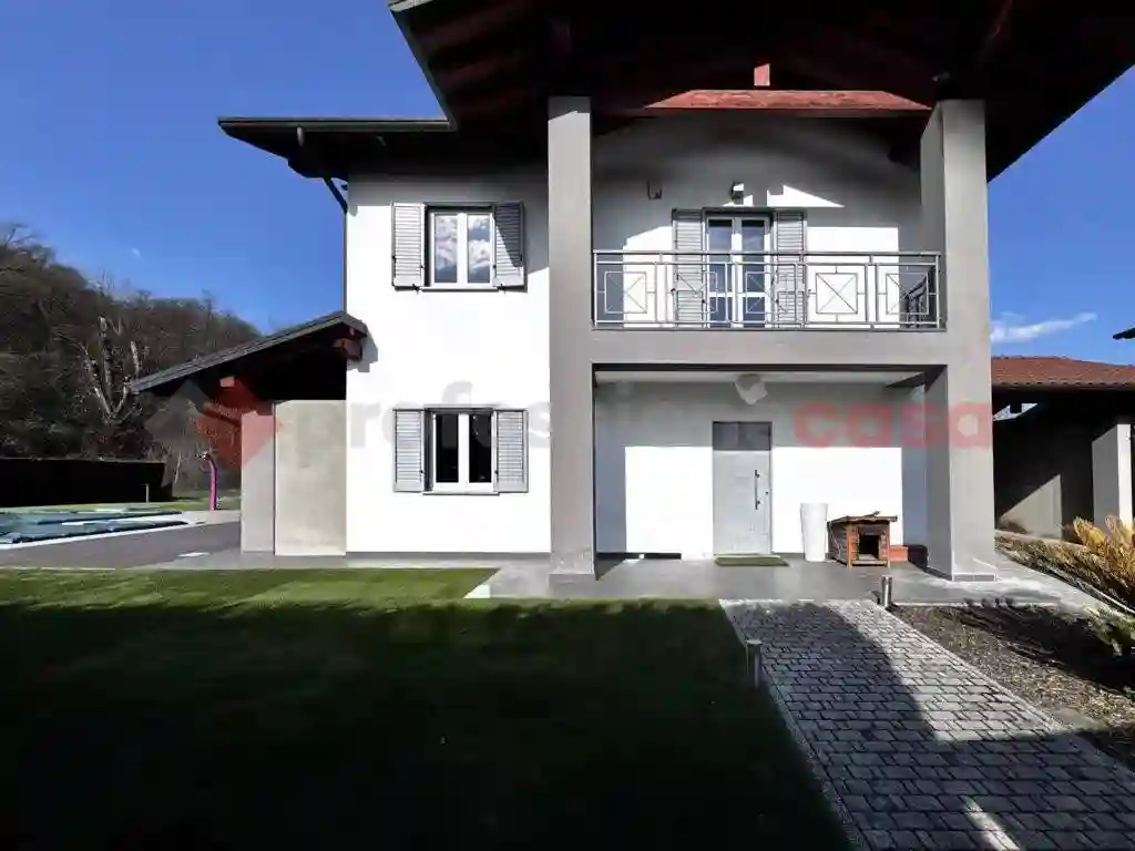 Villa - foto 2