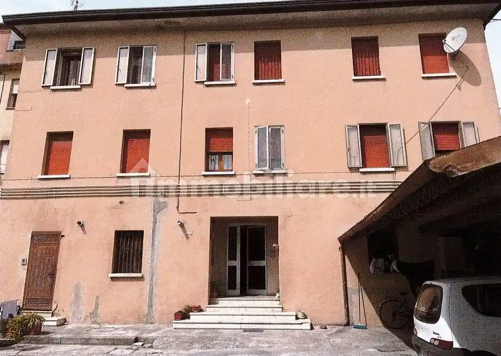 Appartamento in vendita a Due Carrare