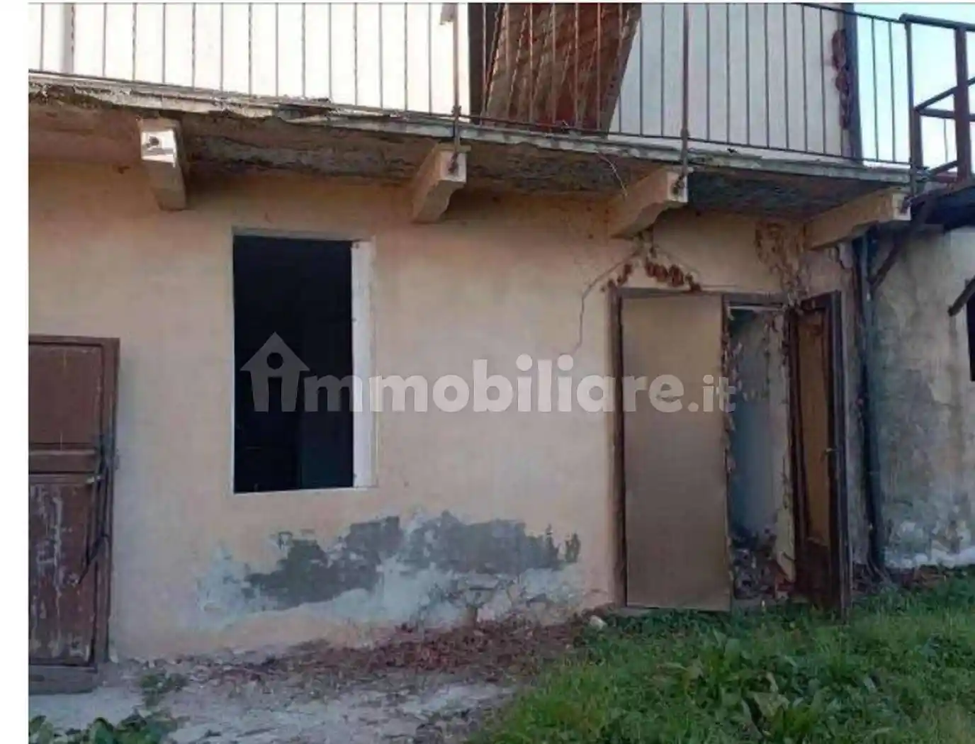 Appartamento in vendita a Rosasco