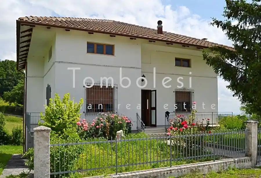 Villa in vendita a Pergola