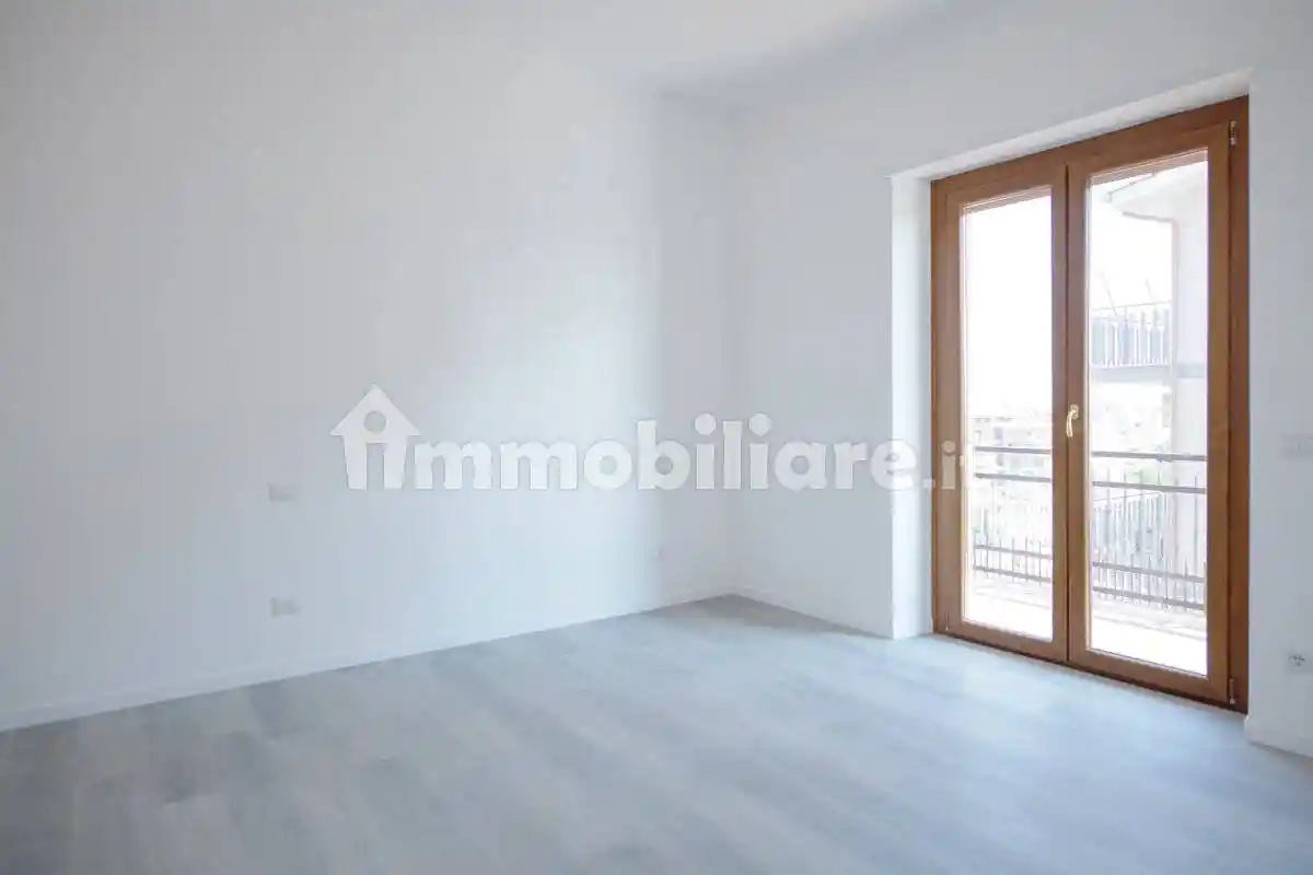 Palazzo - Edificio in vendita a Riano