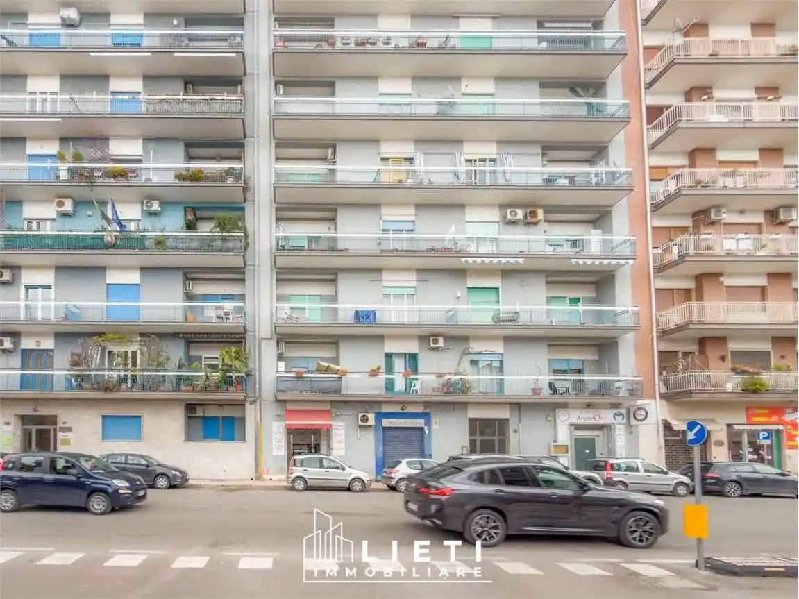 Appartamento in affitto a Taranto