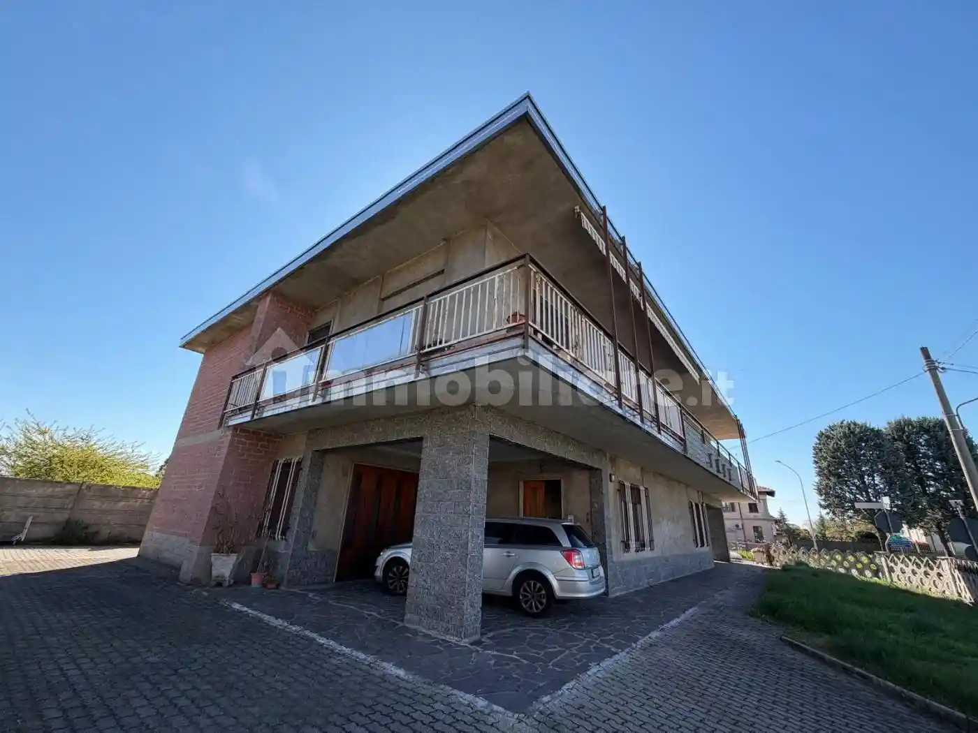 Villa in vendita a Magnago