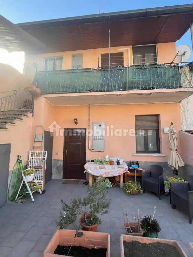 Casa indipendente in vendita a Rho