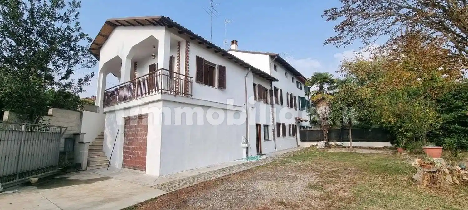Villa in vendita a Alessandria