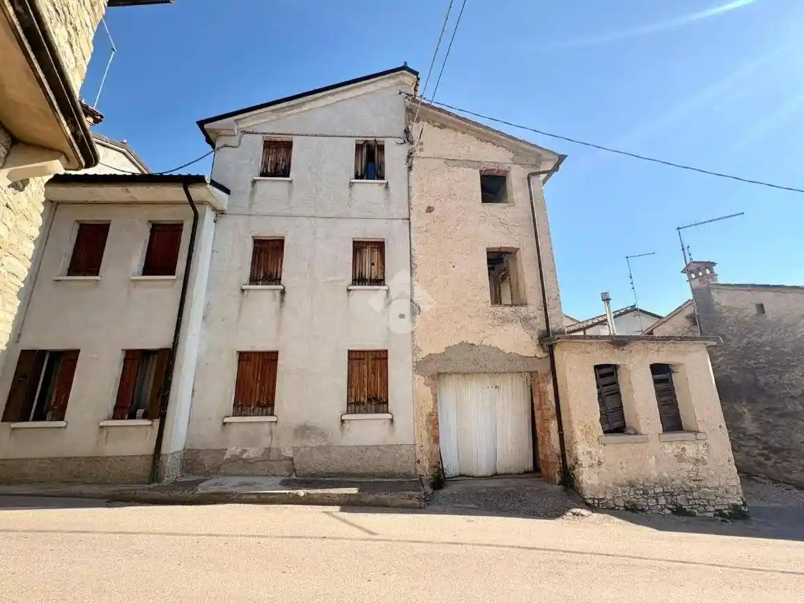 Casa indipendente in vendita a Valdobbiadene