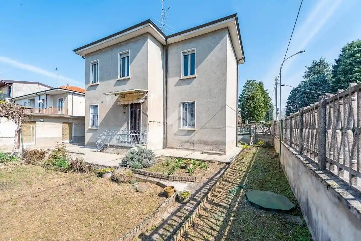 Villa in vendita a Rescaldina