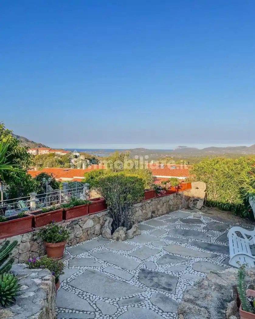 Villa in vendita a Olbia
