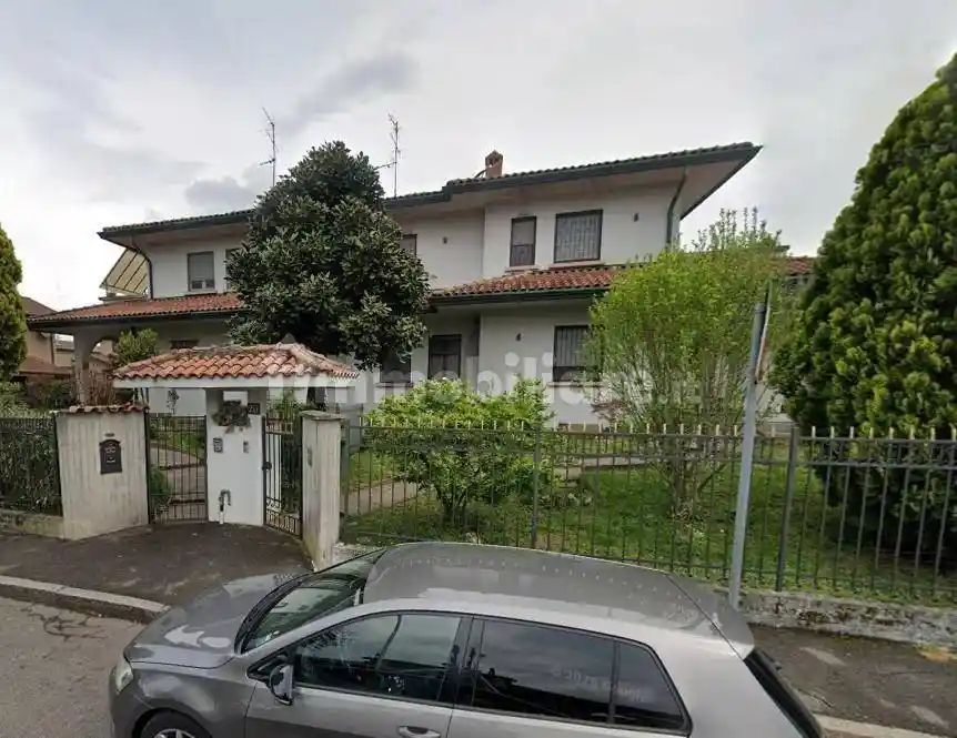 Appartamento in vendita a Pioltello