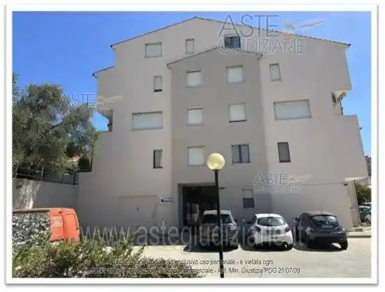 Appartamento in vendita a La Maddalena