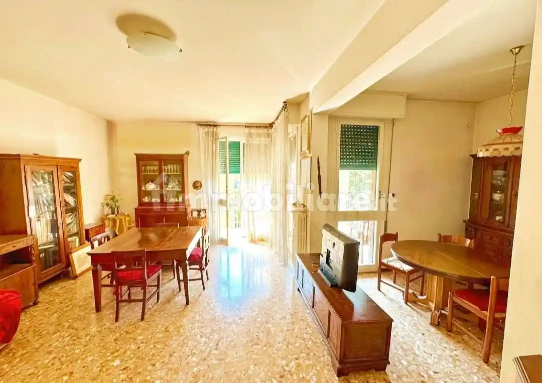 Appartamento in vendita a Reggio Emilia