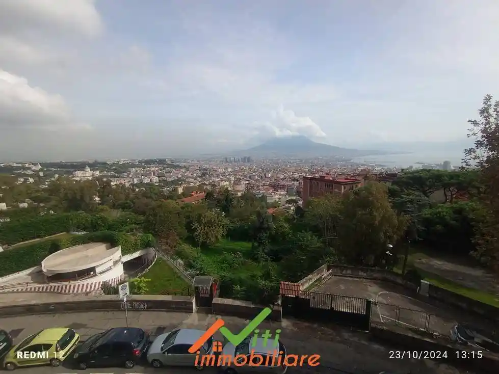 Appartamento in affitto a Napoli