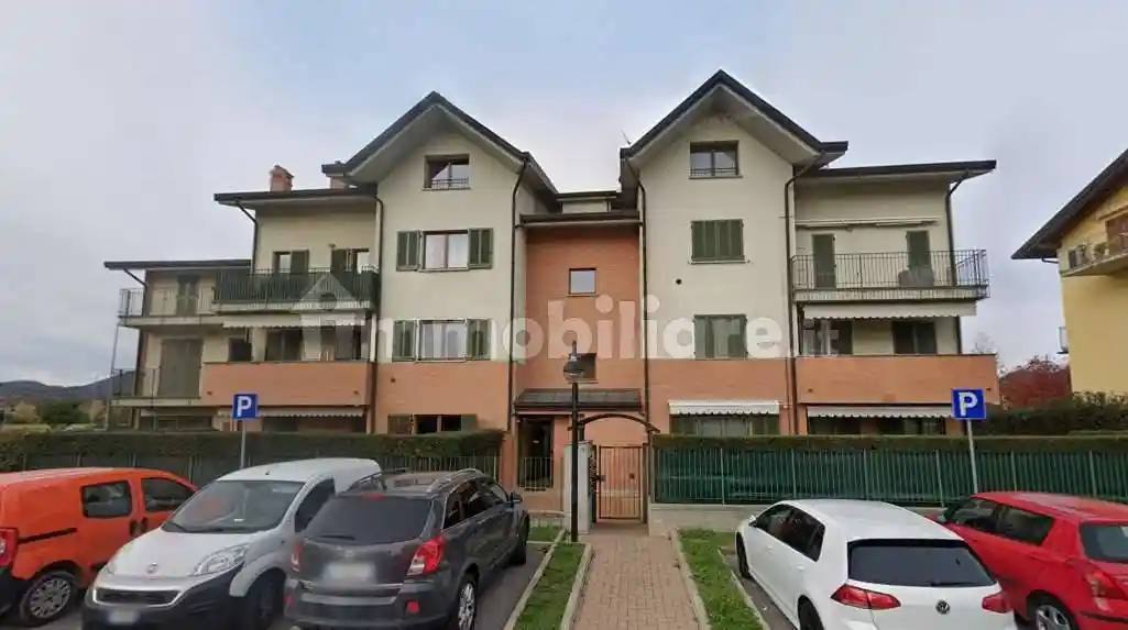 Appartamento in vendita a Brembate di Sopra