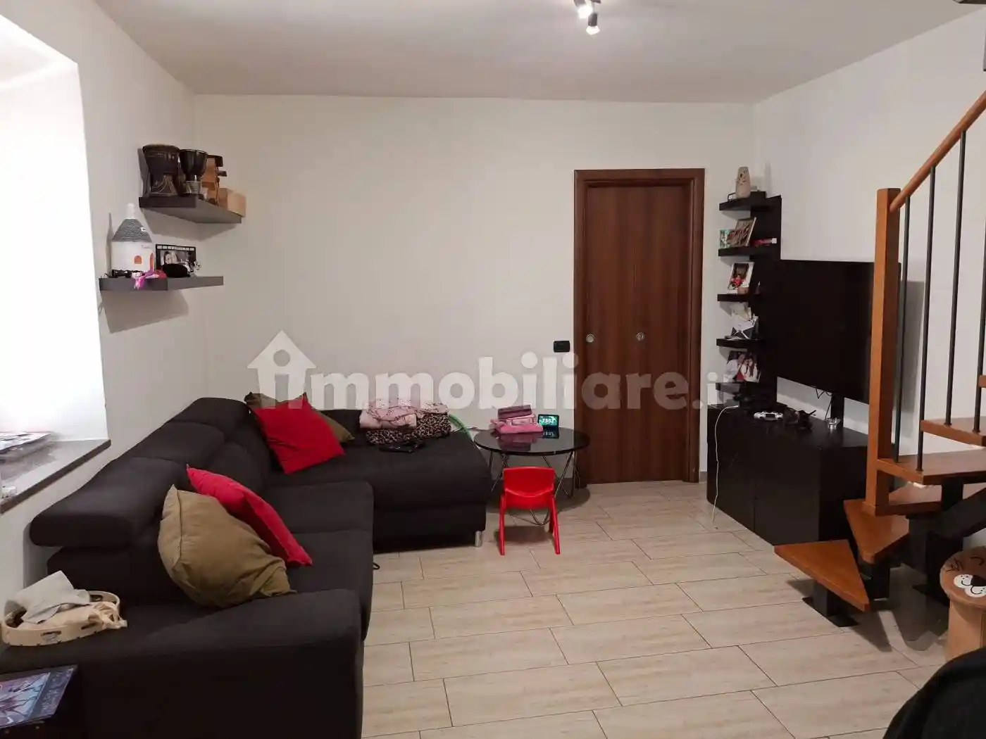 Appartamento in vendita a Carugo