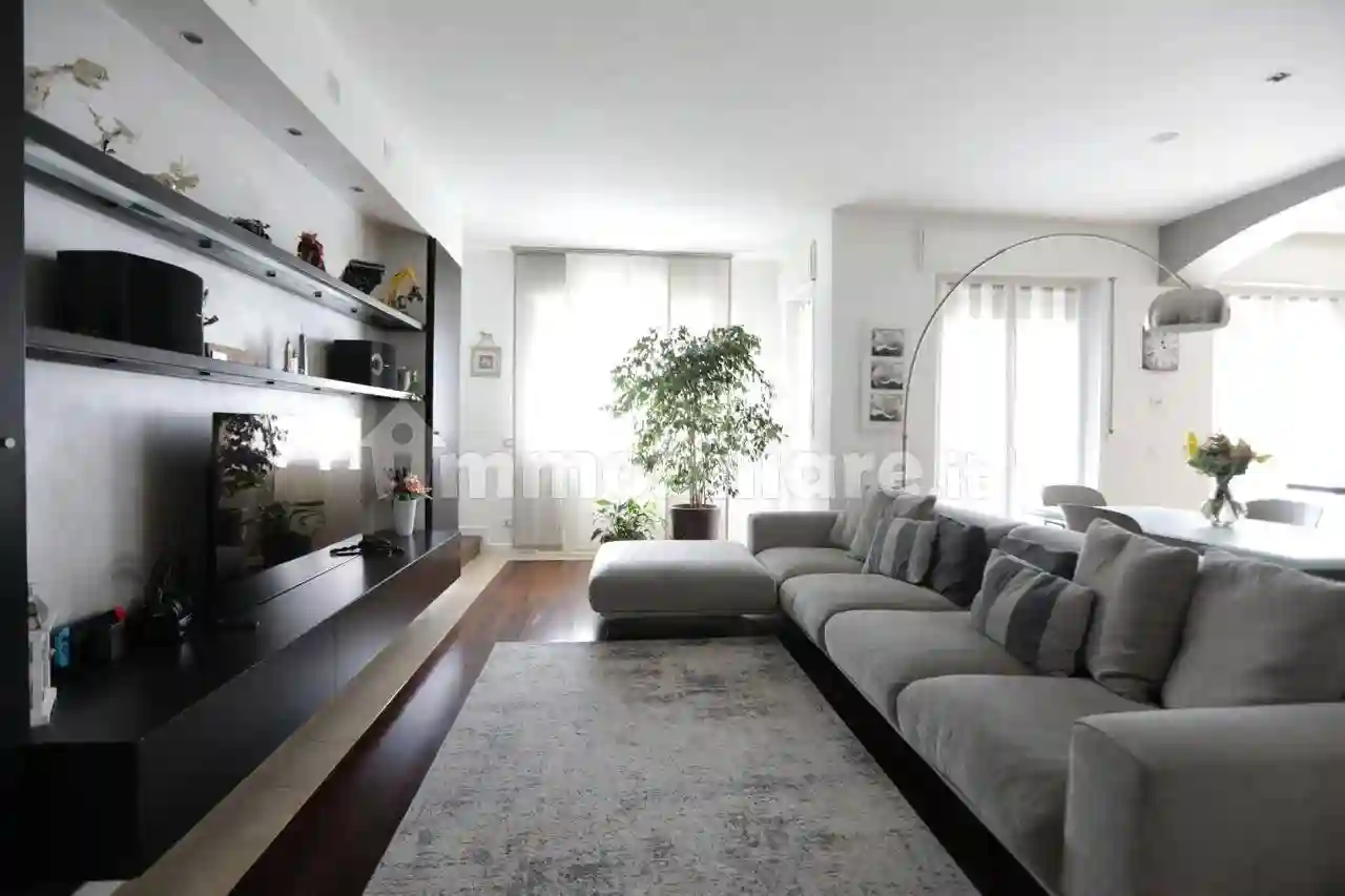 Palazzo - Edificio - foto 2