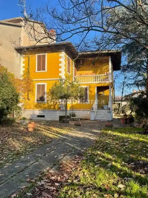 Villa in vendita a Gambara