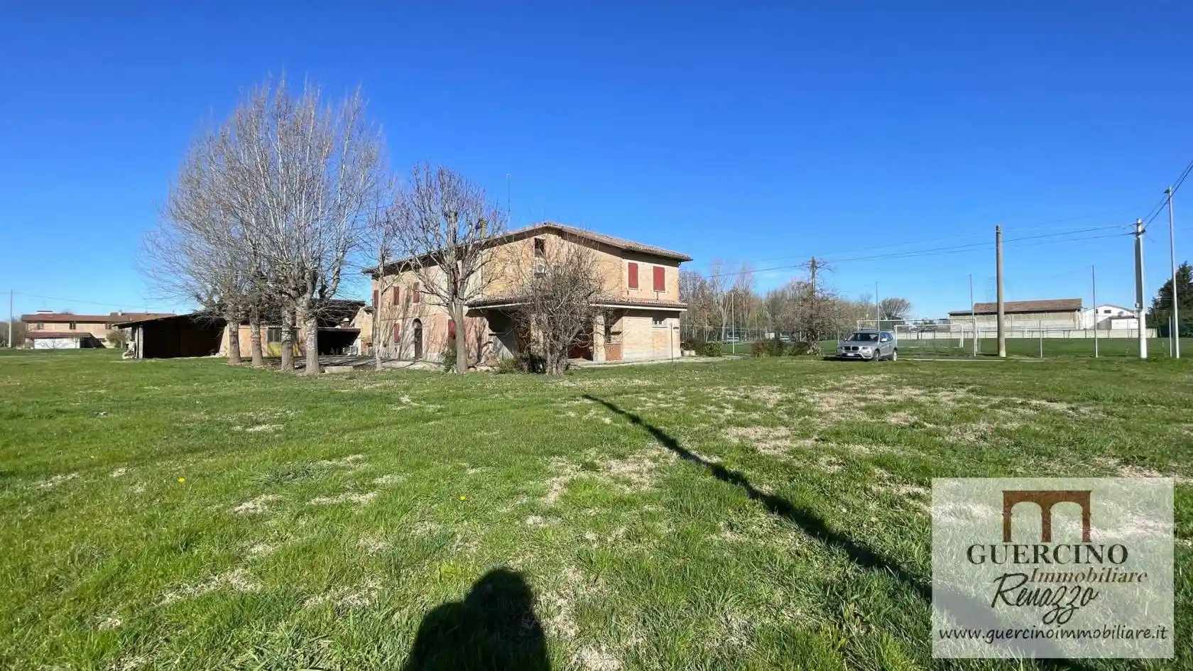 Villa in vendita a Cento