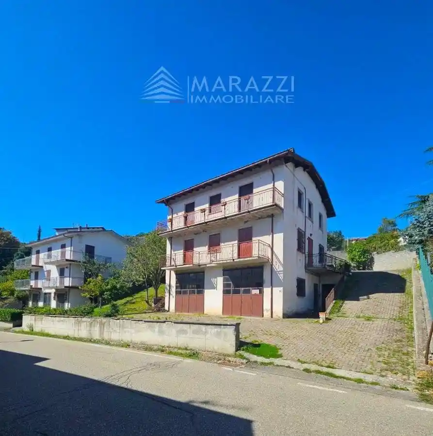 Casa indipendente in vendita a Bore