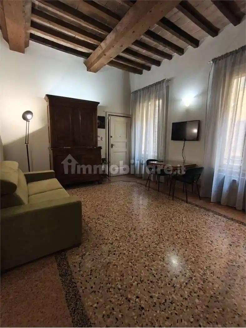 Appartamento in affitto a Modena