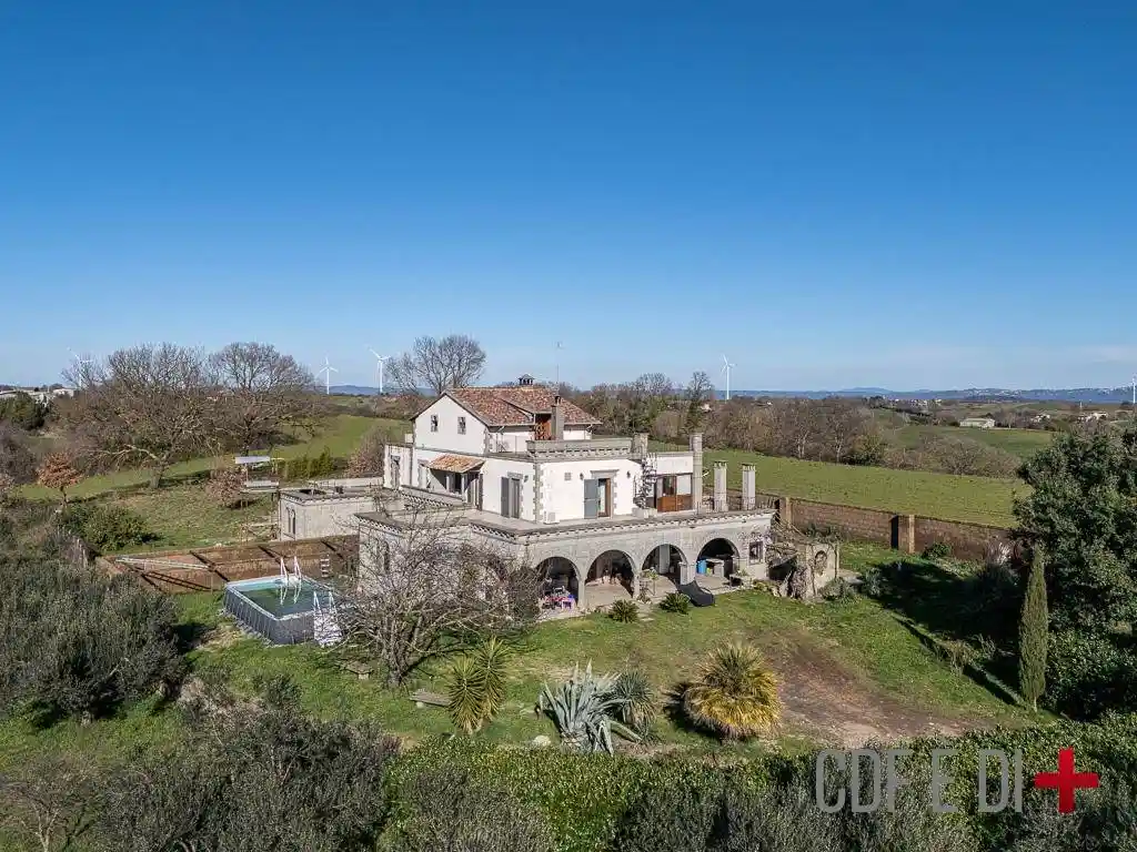 Villa in vendita a Piansano
