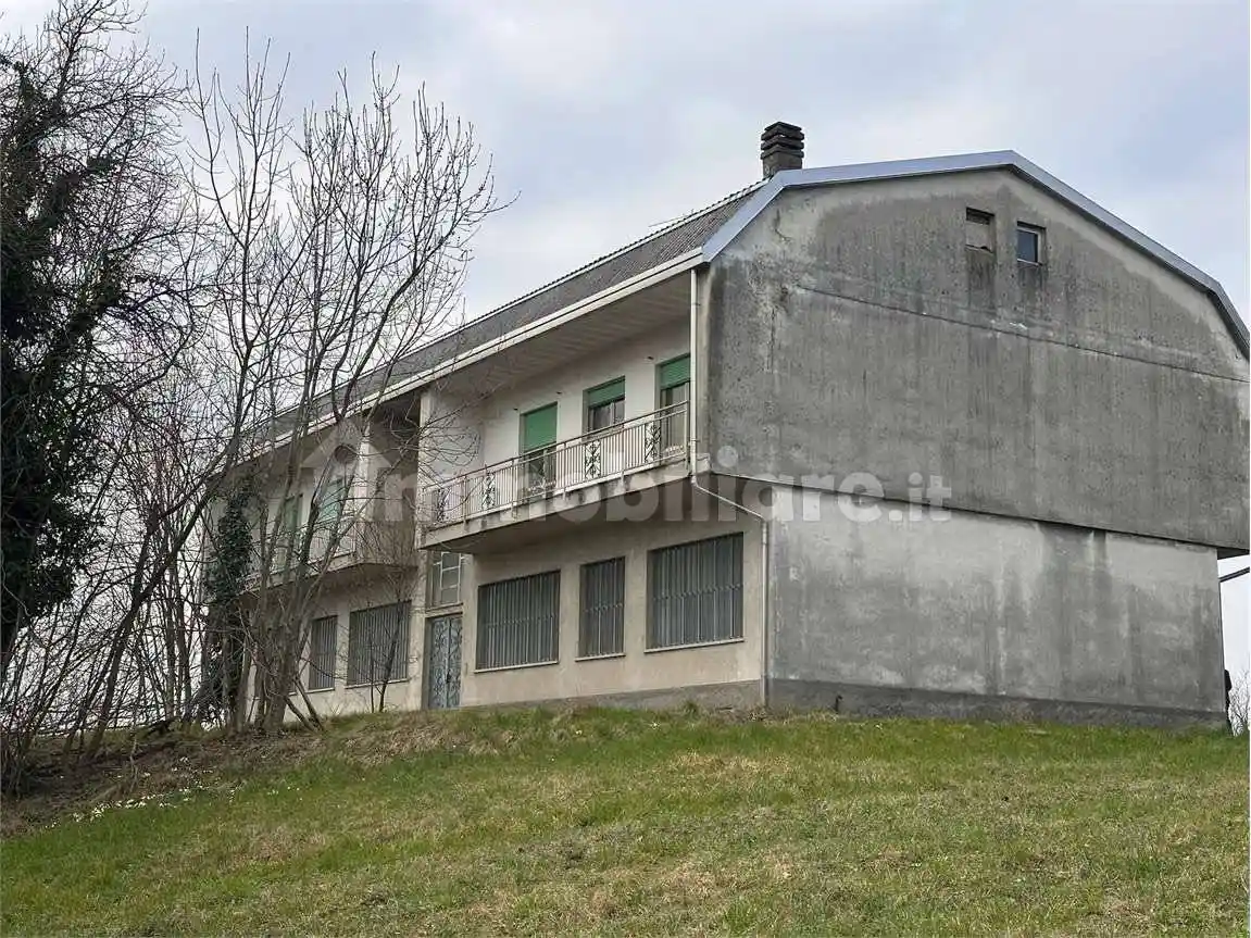 Rustico - Casale in vendita a Rogeno