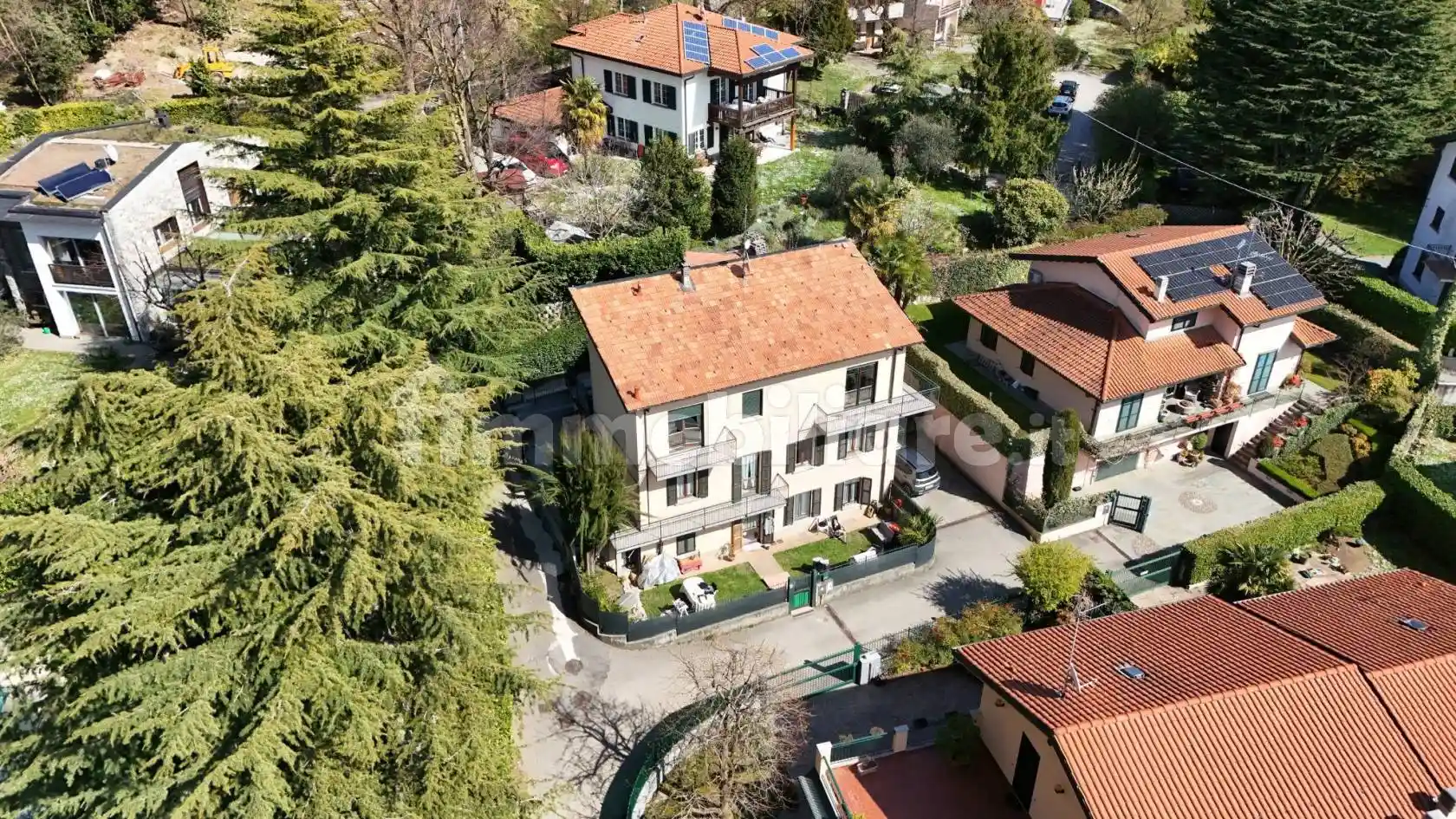 Appartamento in vendita a Brunate