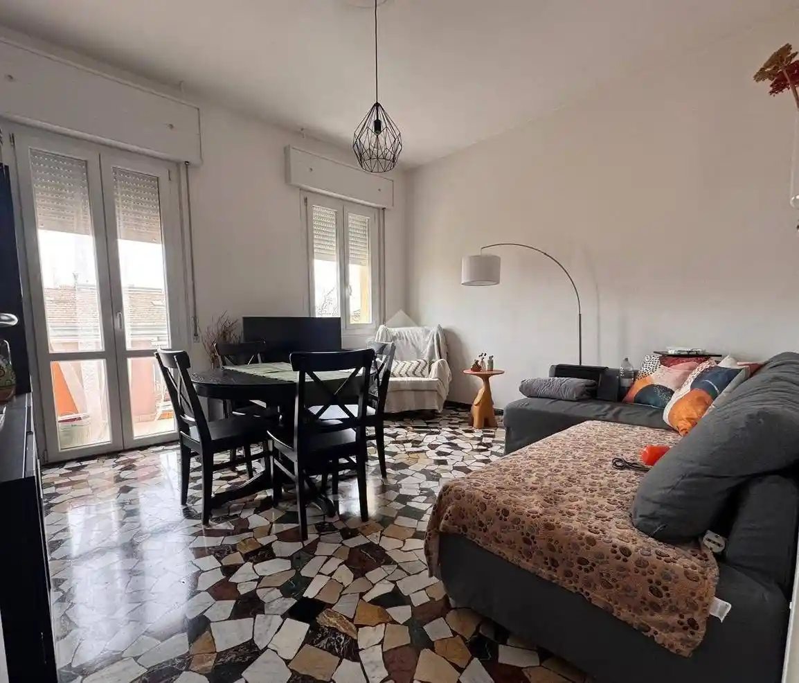 Appartamento in vendita a Modena