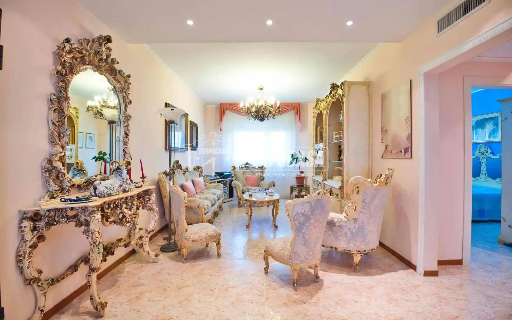 Appartamento in vendita a Novara