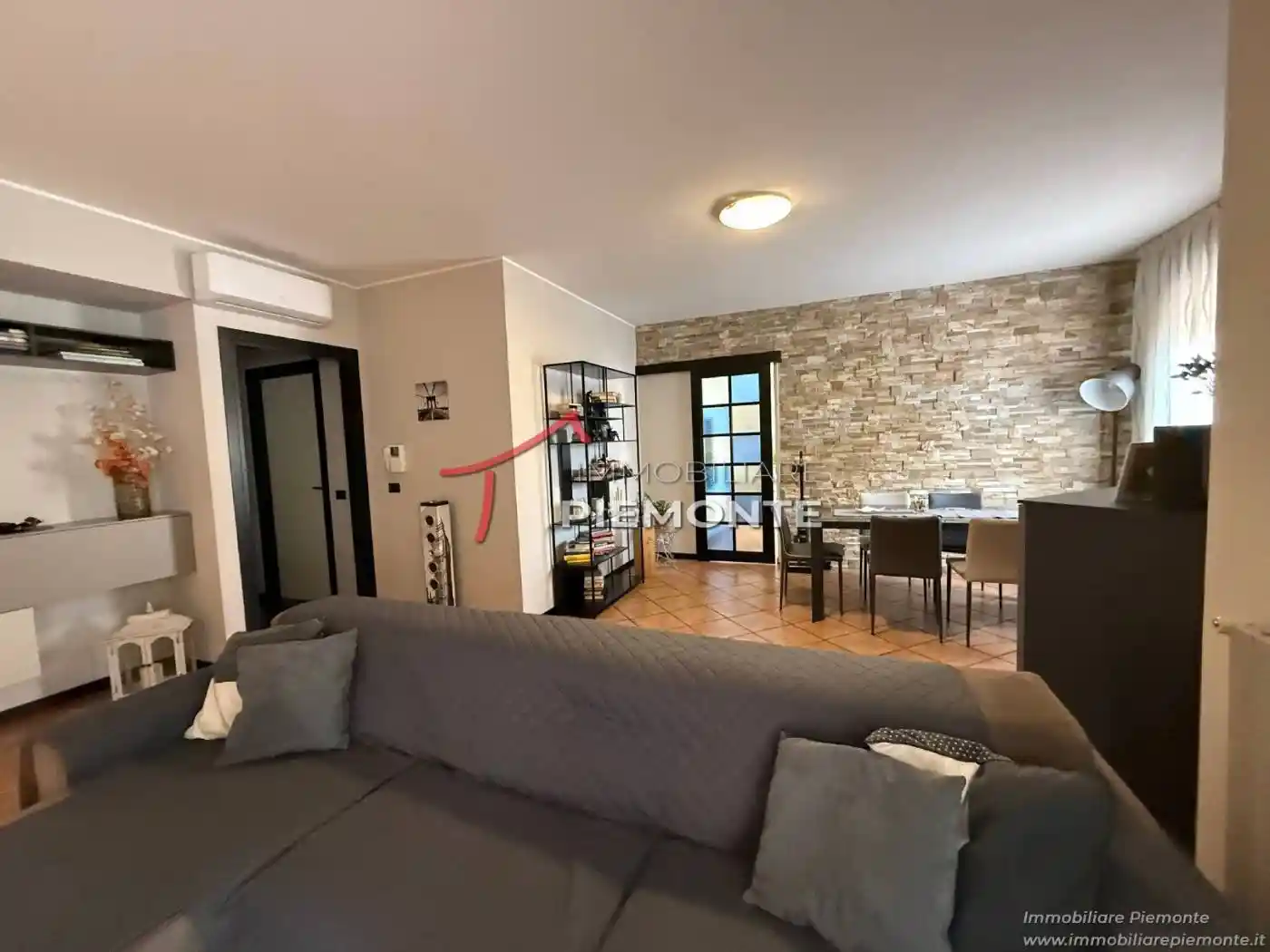 Appartamento in vendita a Borgomanero