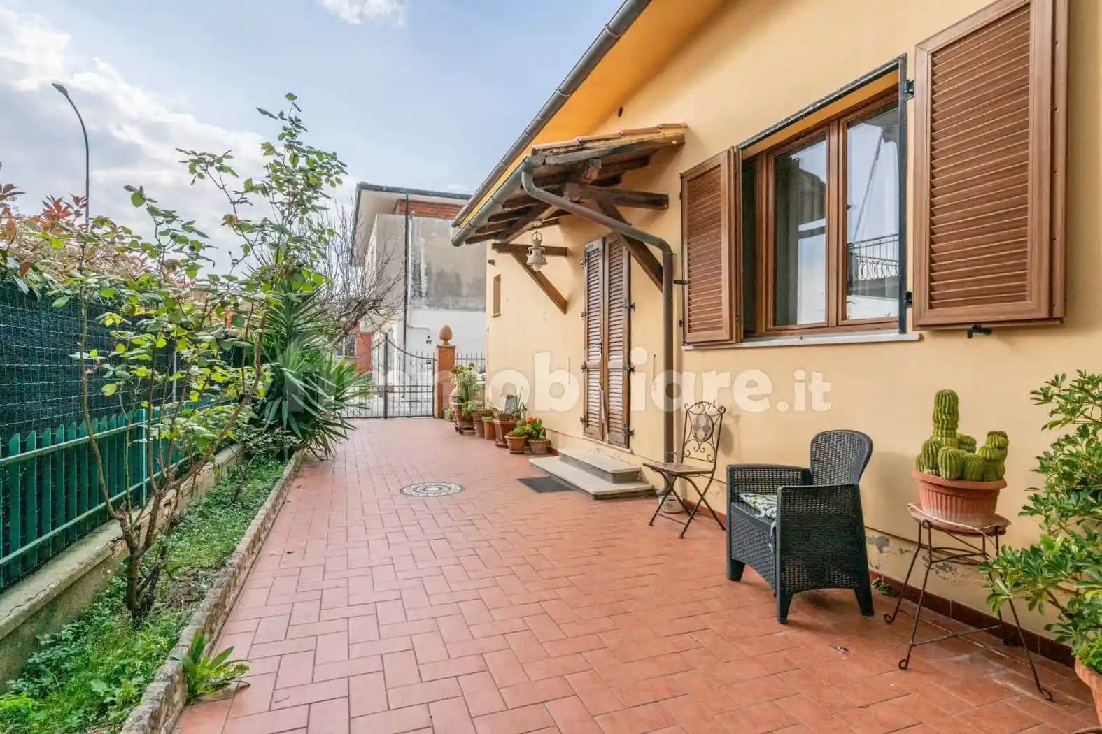 Villa in vendita a Cascina