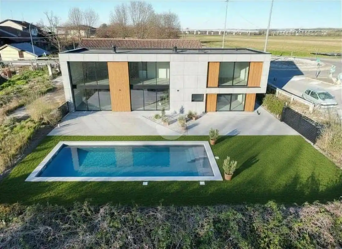 Rustico - Casale in vendita a Trinità