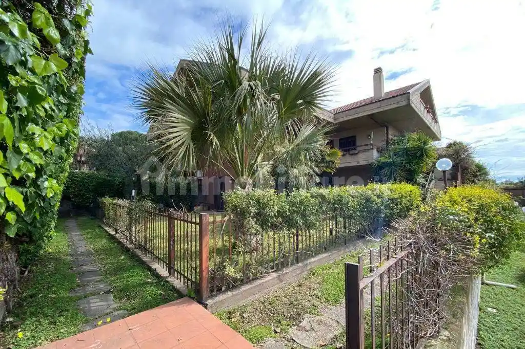 Appartamento in affitto a Sant'Agata li Battiati