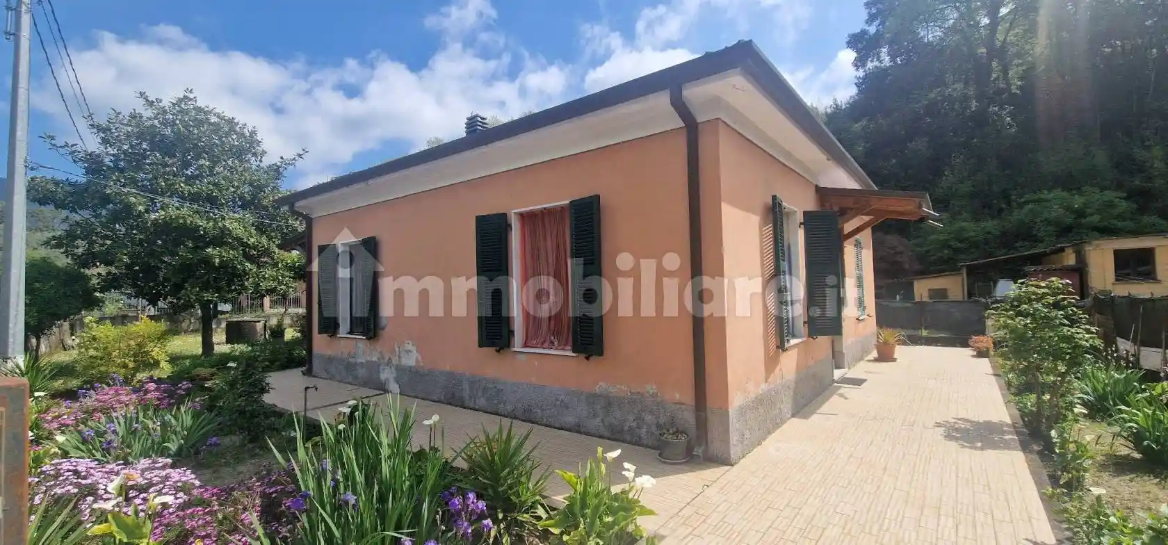 Villa in vendita a Sarzana