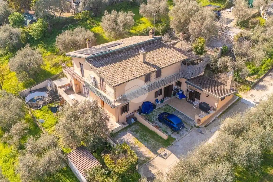 Villa in vendita a Guidonia Montecelio