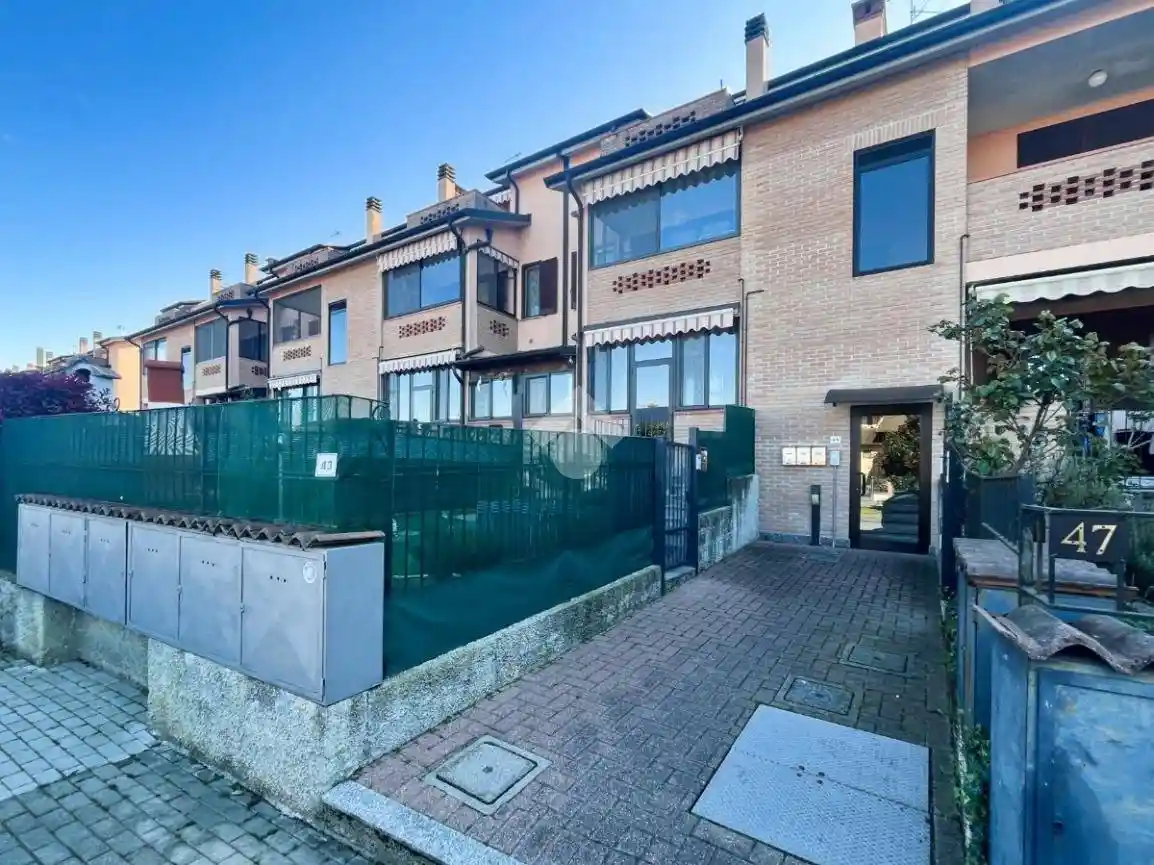 Appartamento in vendita a Cura Carpignano