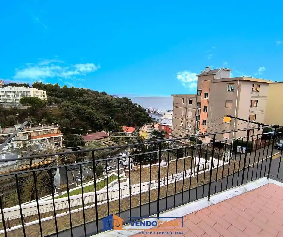 Appartamento in vendita a Albissola Marina