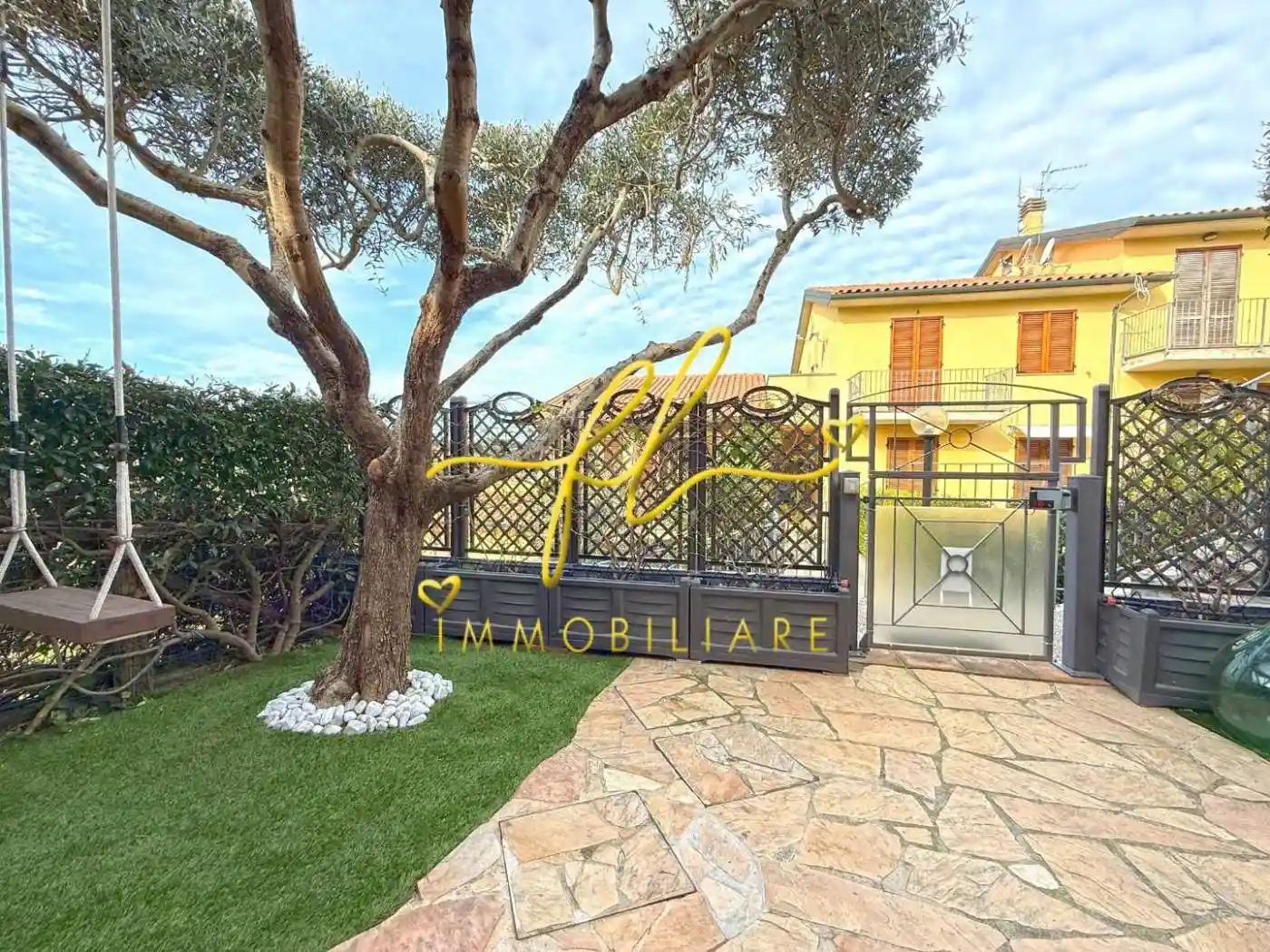 Appartamento in vendita a Guardistallo