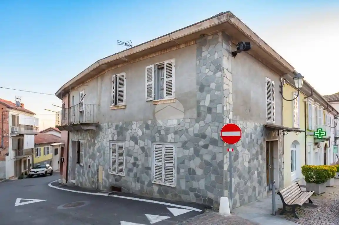 Casa indipendente in vendita a Castell'Alfero