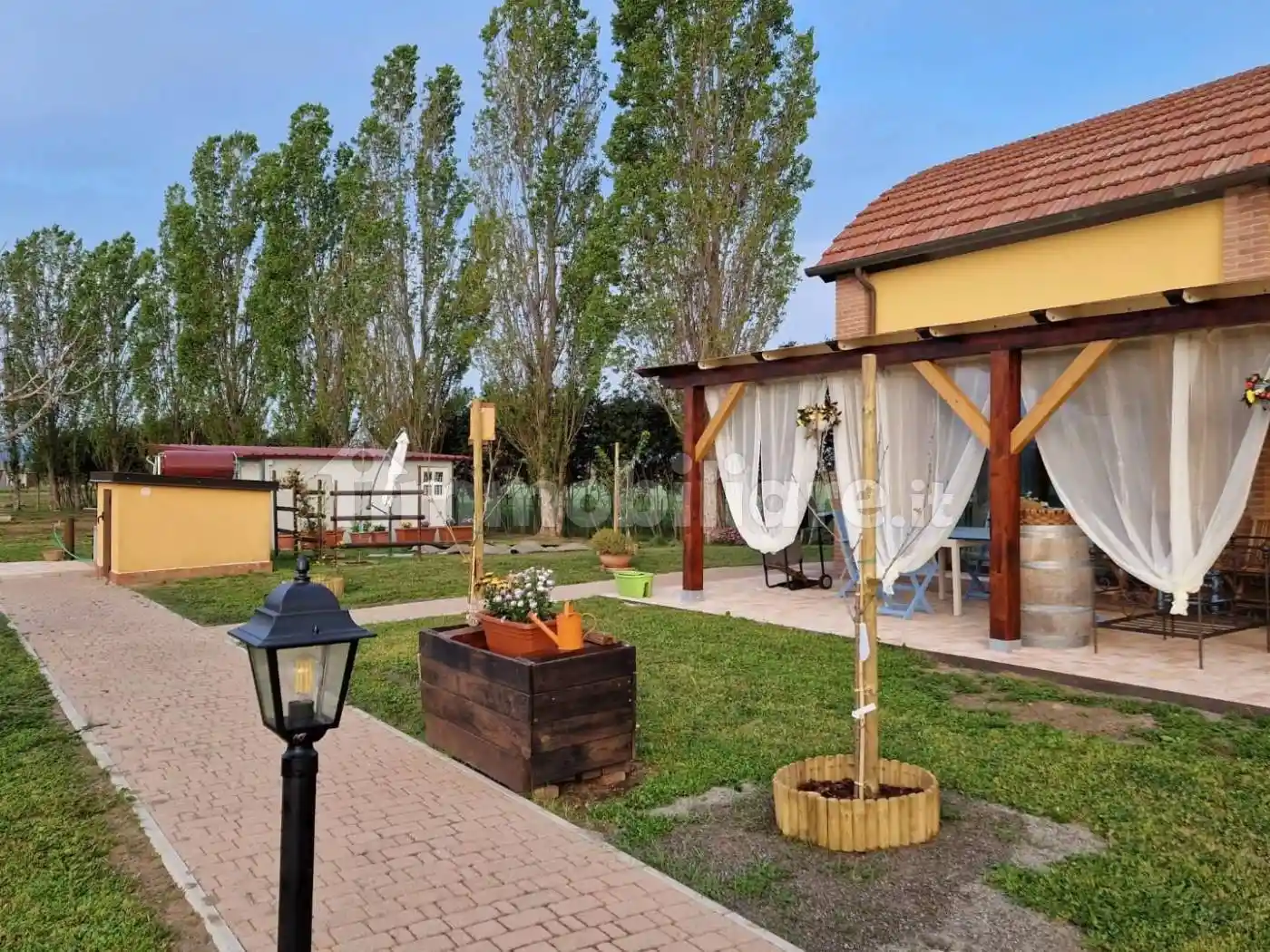 Casa indipendente in vendita a Campiglia Marittima