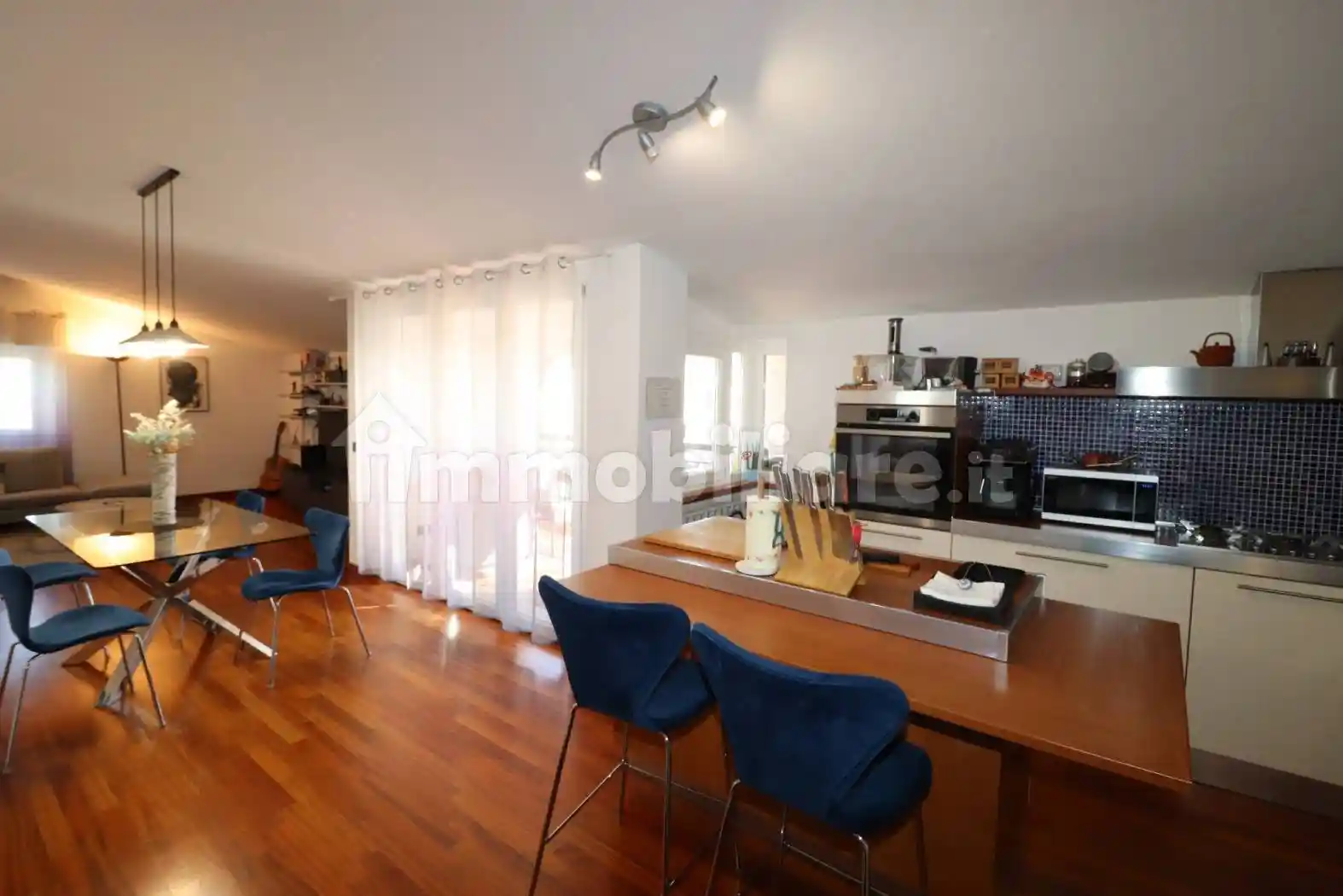 Appartamento in vendita a Garbagnate Milanese