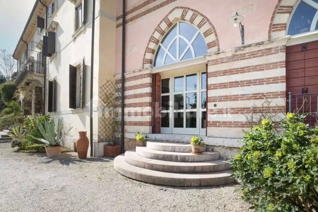 Appartamento in vendita a Verona