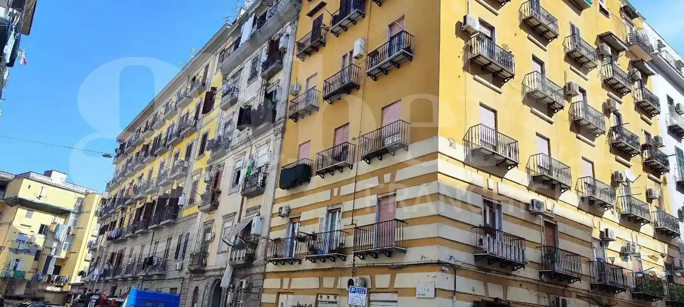 Appartamento in vendita a Napoli