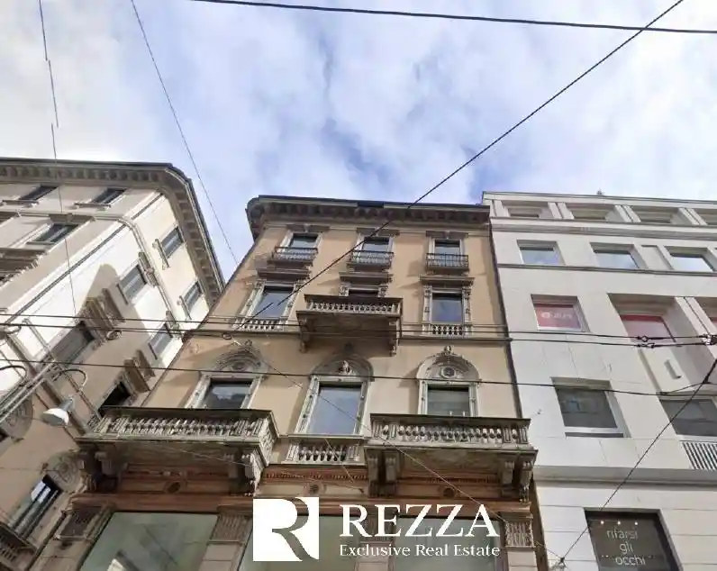 Palazzo - Edificio in vendita a Milano