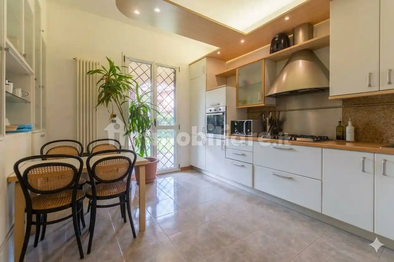 Villa in vendita a Ozzano dell'Emilia