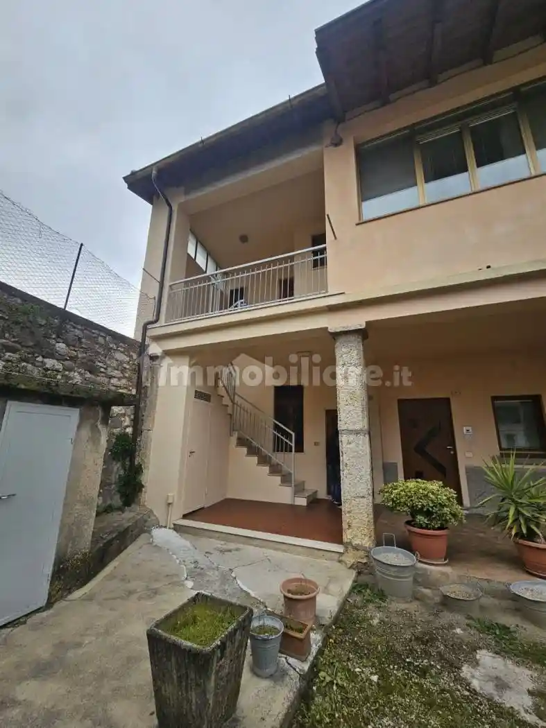Casa indipendente in vendita a Borgo di Terzo