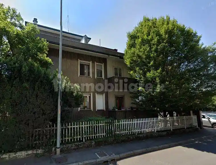 Appartamento in vendita a Rho