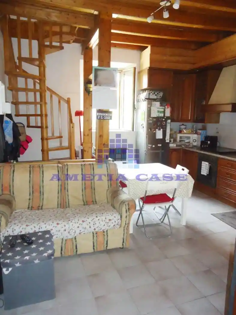 Appartamento in vendita a Cornate d'Adda